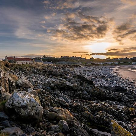 The Sail Loft Hostel Portsoy Bagian luar foto